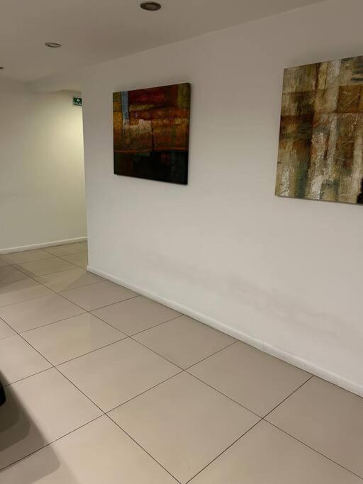 Hermoso Y Monoambiente En Tres Cruces Apartamento Montevideu